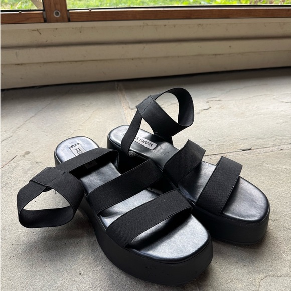 Steve Madden Sashes Black Platform Strappy Sandals - Picture 3 of 5